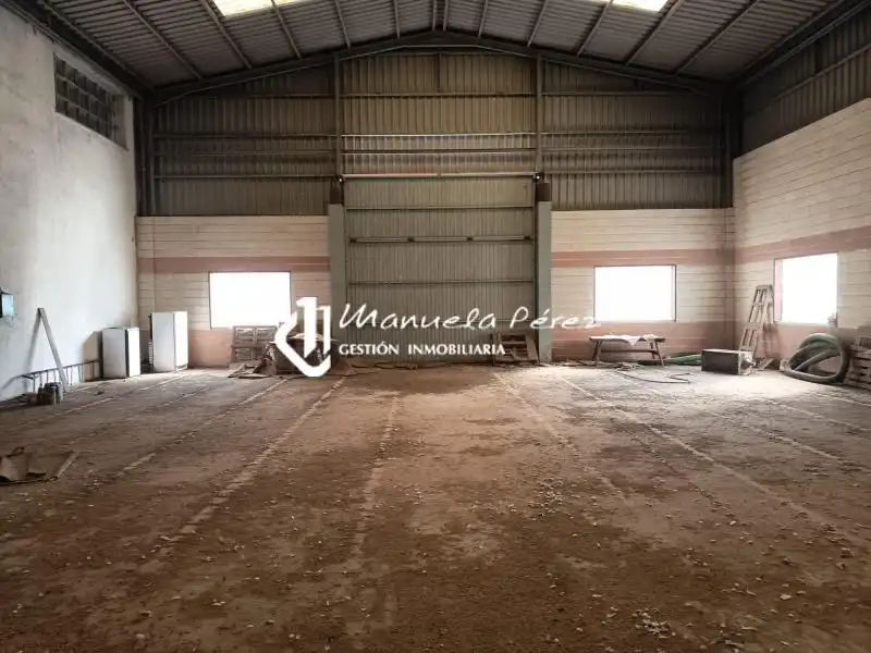 Nave industrial en venta en Navalmoral de la Mata