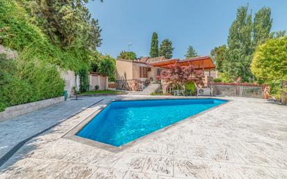 Garden of House or chalet for sale in Tres Cantos  with Air Conditioner, Heating and Private garden