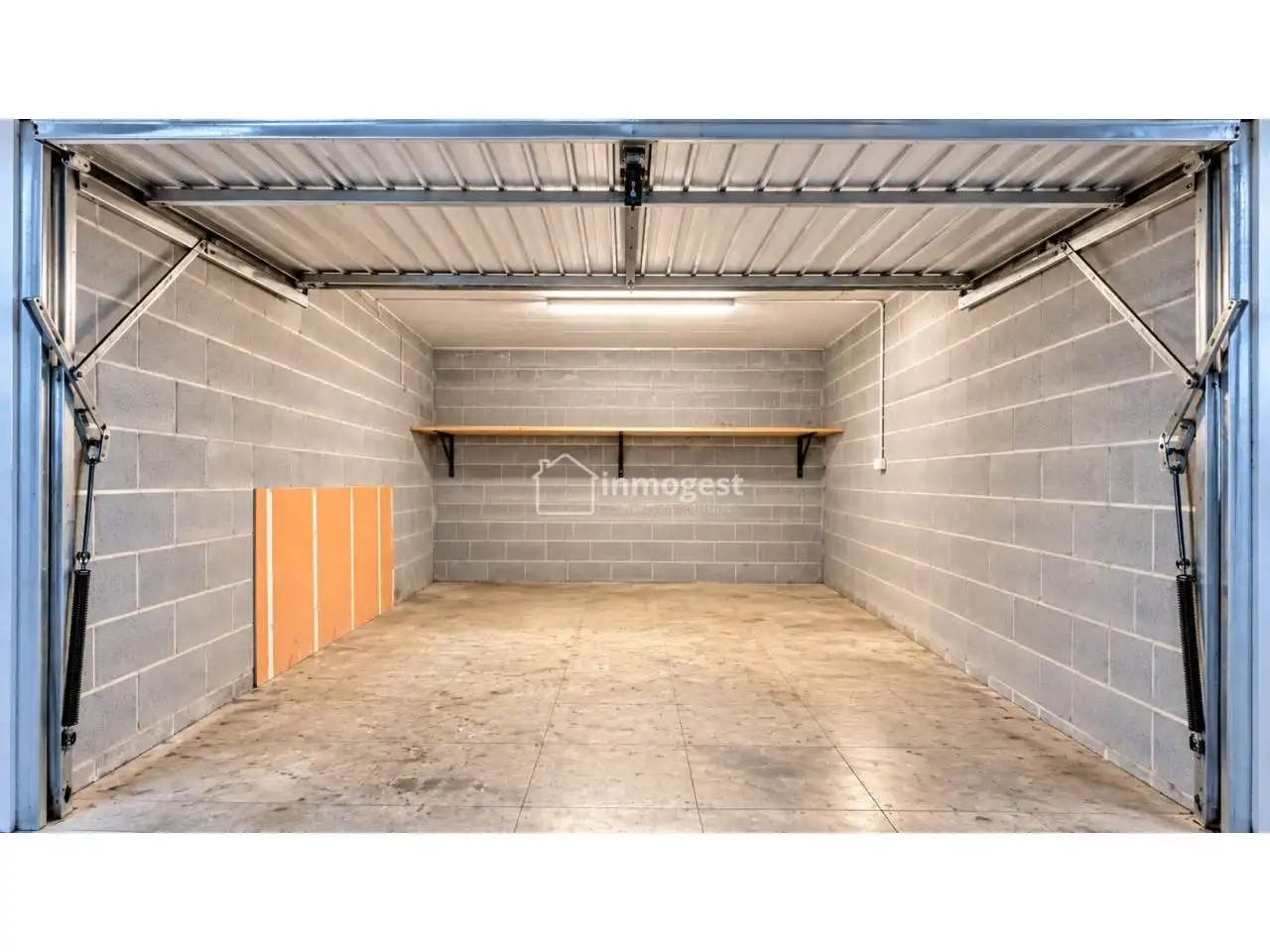 Garage zur Miete in Salt, Girona