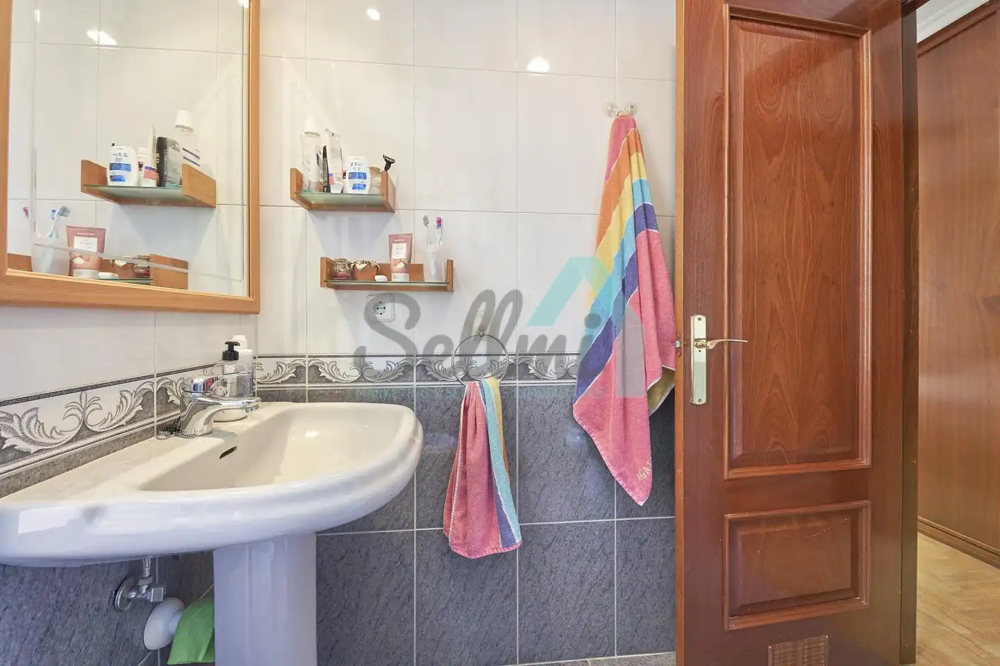 Flat for rent in Corín Tellado, Viesques