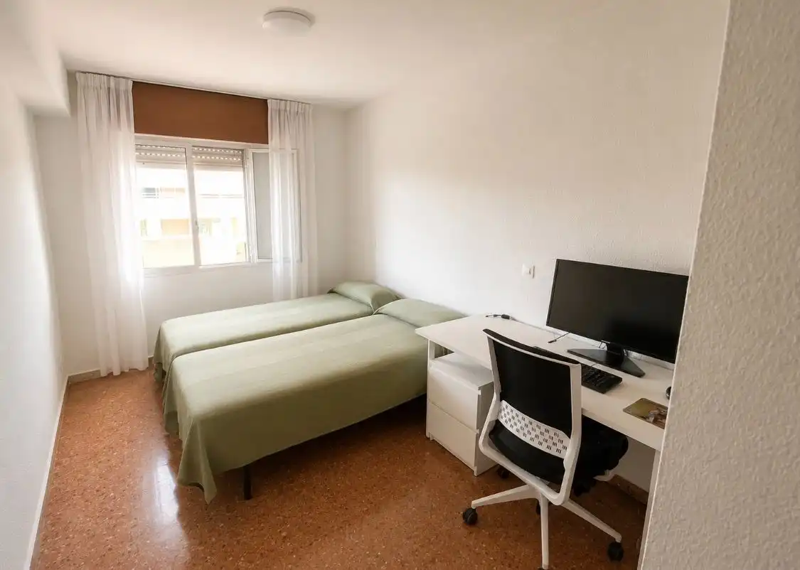 Dormitori de Apartament en venda en Pareja amb Calefacció, Terrassa i Traster