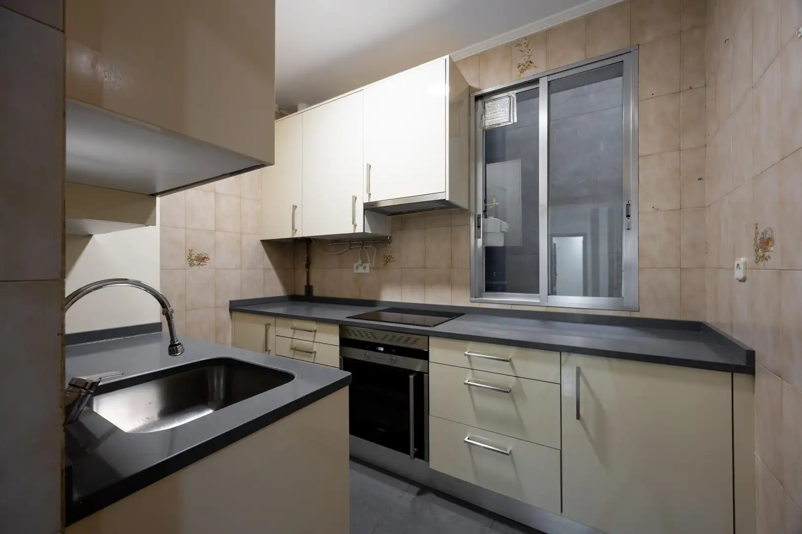 Kitchen of Flat for sale in Madrid  with Parquet flooring
