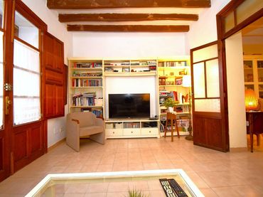House with garden for sale in Calle PONS HUG I