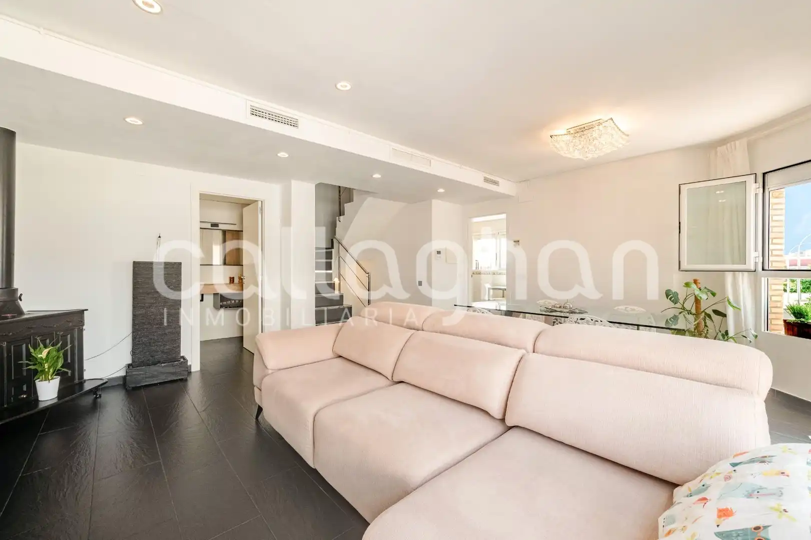 Adosado con terraza en venta en Albalat dels Sorells, imagen 3