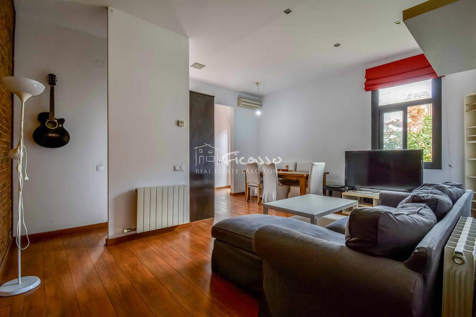 Sala d'estar de Pis en venda en  Barcelona Capital amb Aire condicionat, Calefacció i Parquet