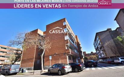 Vista exterior de Pis en venda en Torrejón de Ardoz amb Aire condicionat i Calefacció