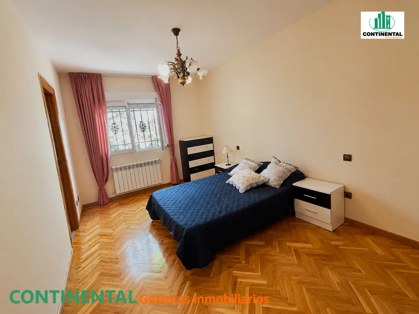 Dormitori de Casa o xalet en venda en Galapagar amb Calefacció, Jardí privat i Terrassa