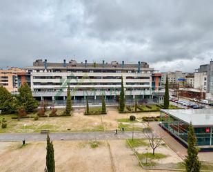 Exterior view of Flat to rent in  Madrid Capital  with Air Conditioner and Terrace