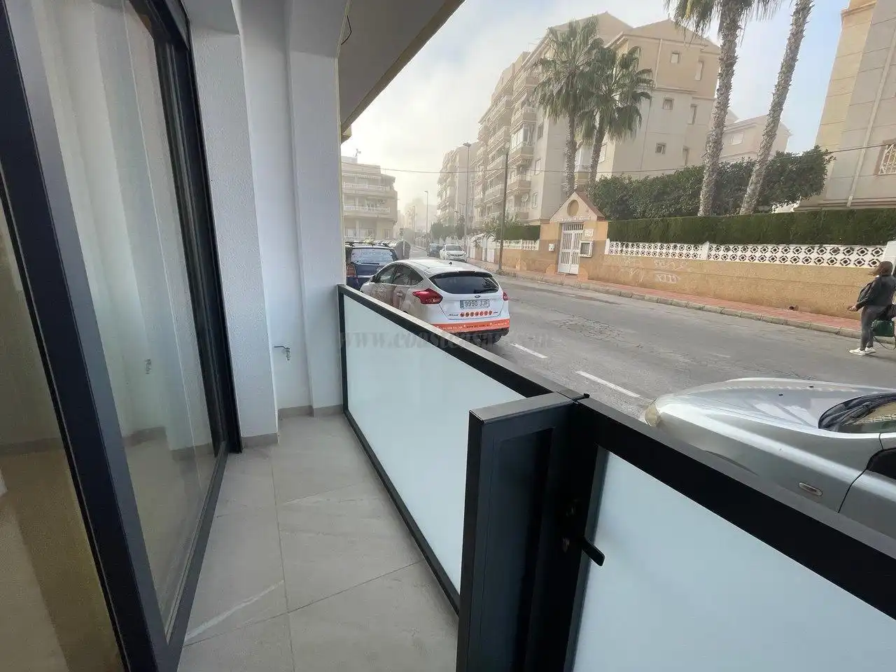 Vista exterior de Estudio en venta en Torrevieja con Aire acondicionado, Calefacción y Terraza