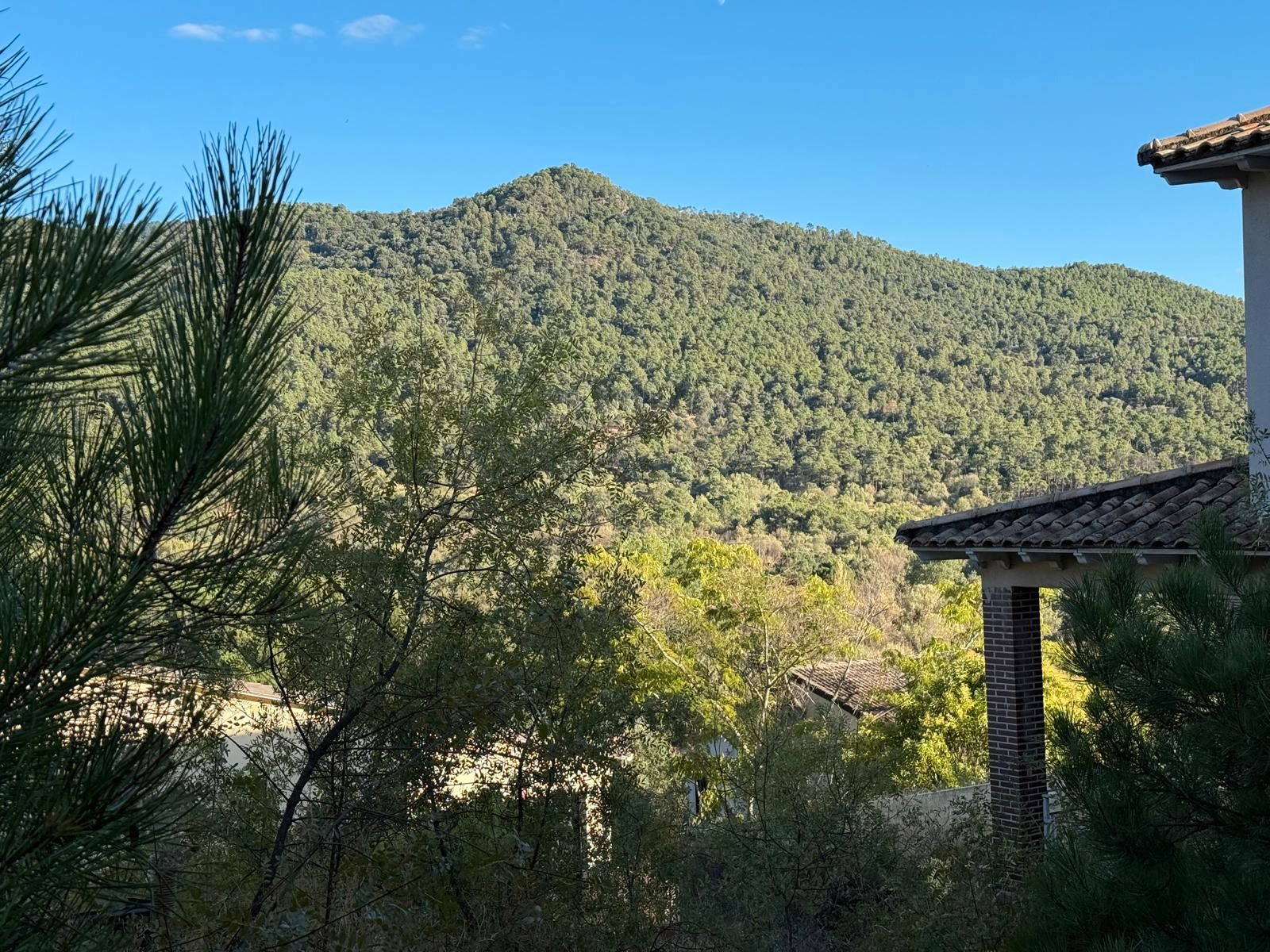 Exterior view of House or chalet for sale in Santa María del Tiétar  with Heating and Private garden