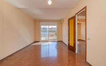 Flat for sale in  Barcelona Capital  with Air Conditioner and Balcony