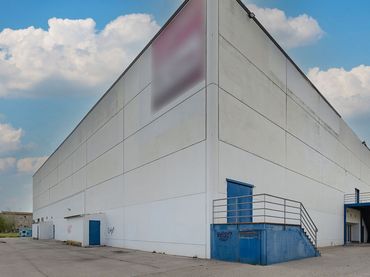 Industrial building for sale in C/ seis de junio