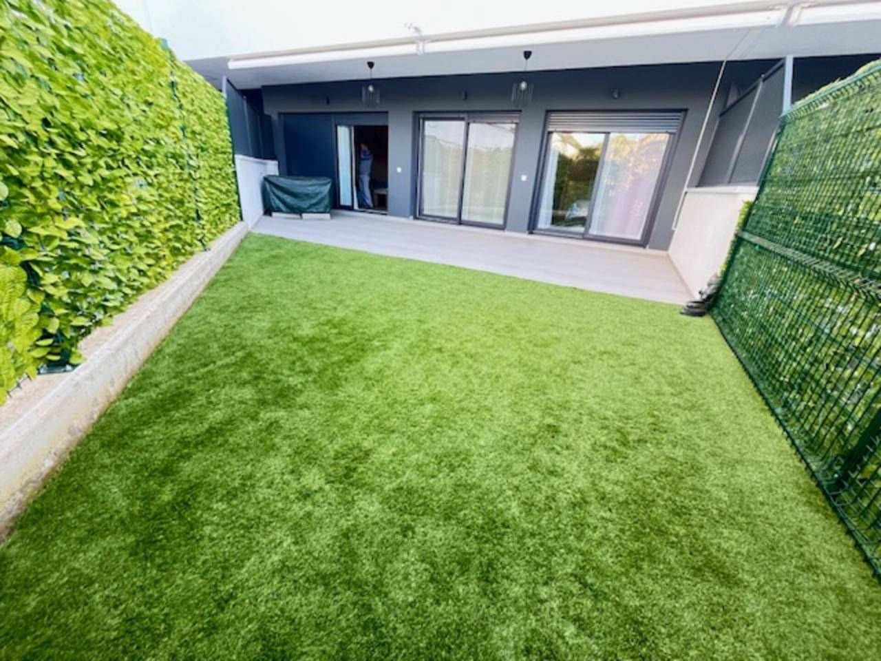 Terrassa de Pis de lloguer en Estepona amb Aire condicionat, Jardí privat i Terrassa