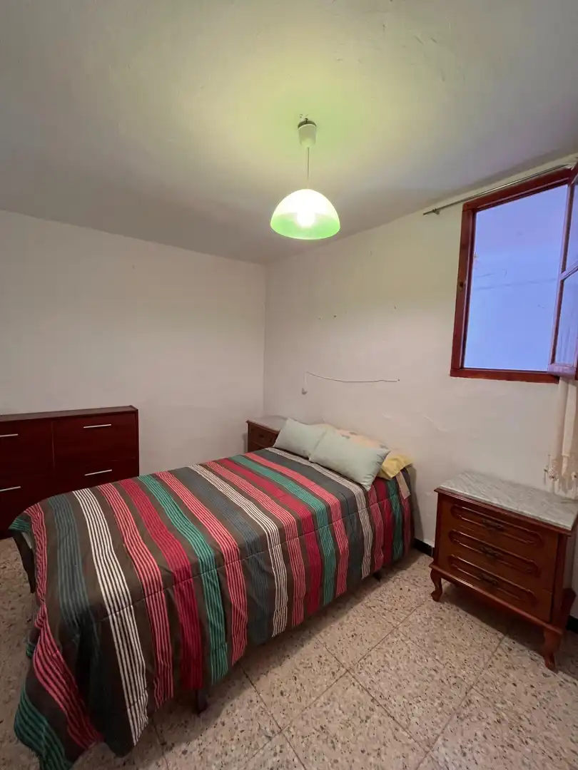 Dormitori de Casa o xalet en venda en Tolox amb Terrassa, Traster i Moblat
