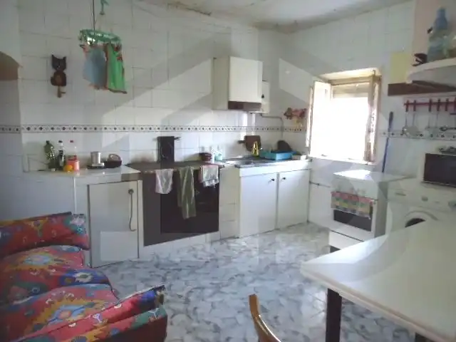 Cuina de Casa o xalet en venda en Merindad de Cuesta-Urria amb Jardí privat, Traster i Moblat