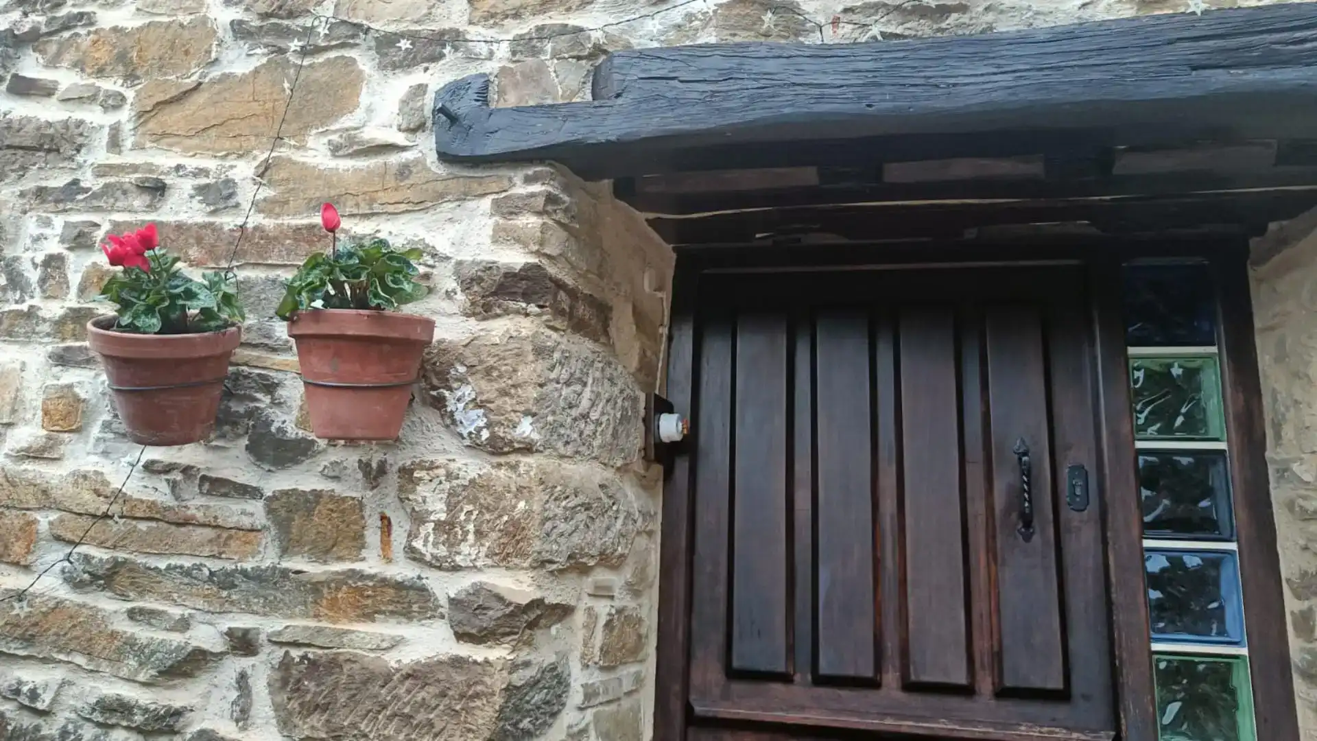 Vista exterior de Finca rústica en venda en Mieres (Asturias) amb Balcó