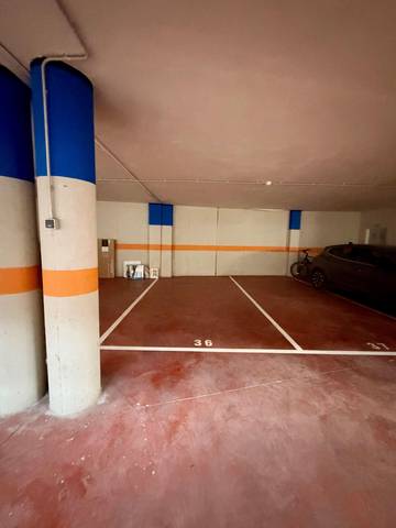 Garaje en Alquiler en Avinguda de l'Estació, 9, El Campello, Spain, -1 en Campello Playa