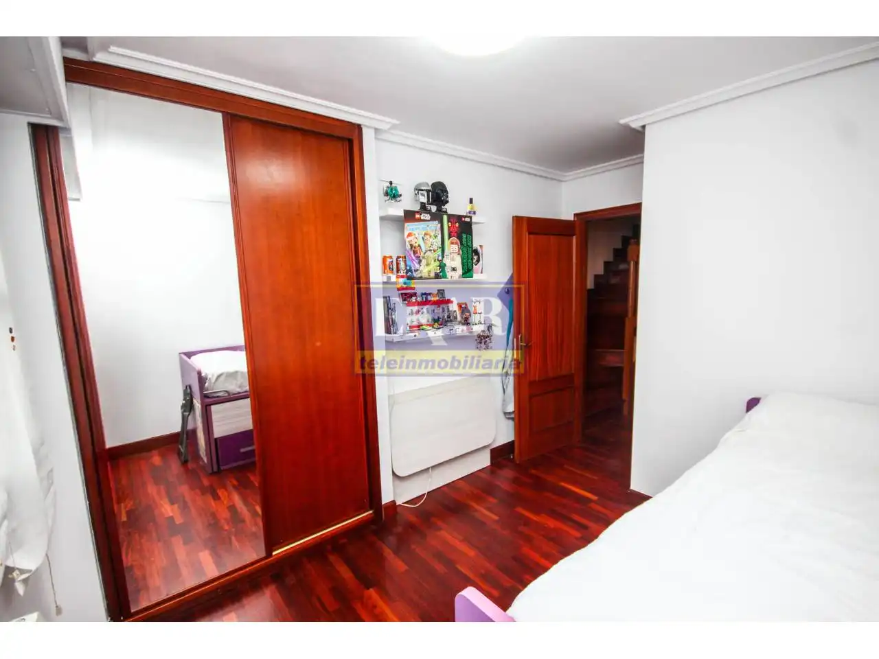 Habitación de Dúplex en venta en Irun  con Calefacción y Balcón