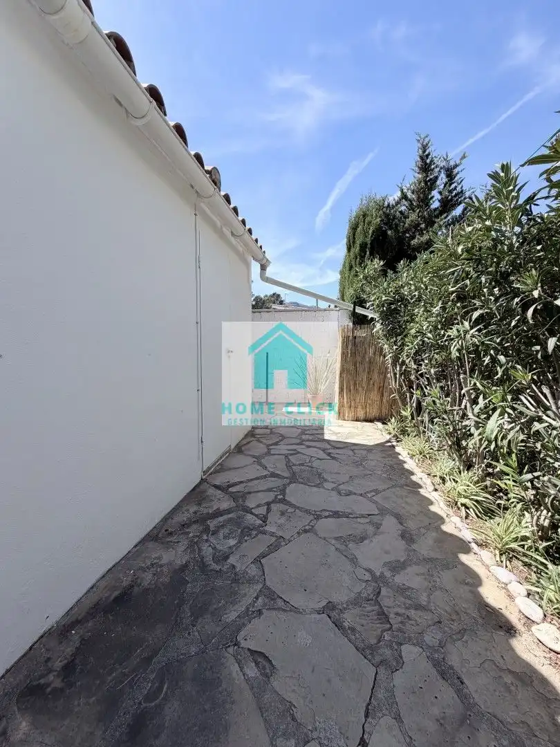 Vista exterior de Casa o chalet de alquiler en Pratdip con Aire acondicionado, Calefacción y Jardín privado