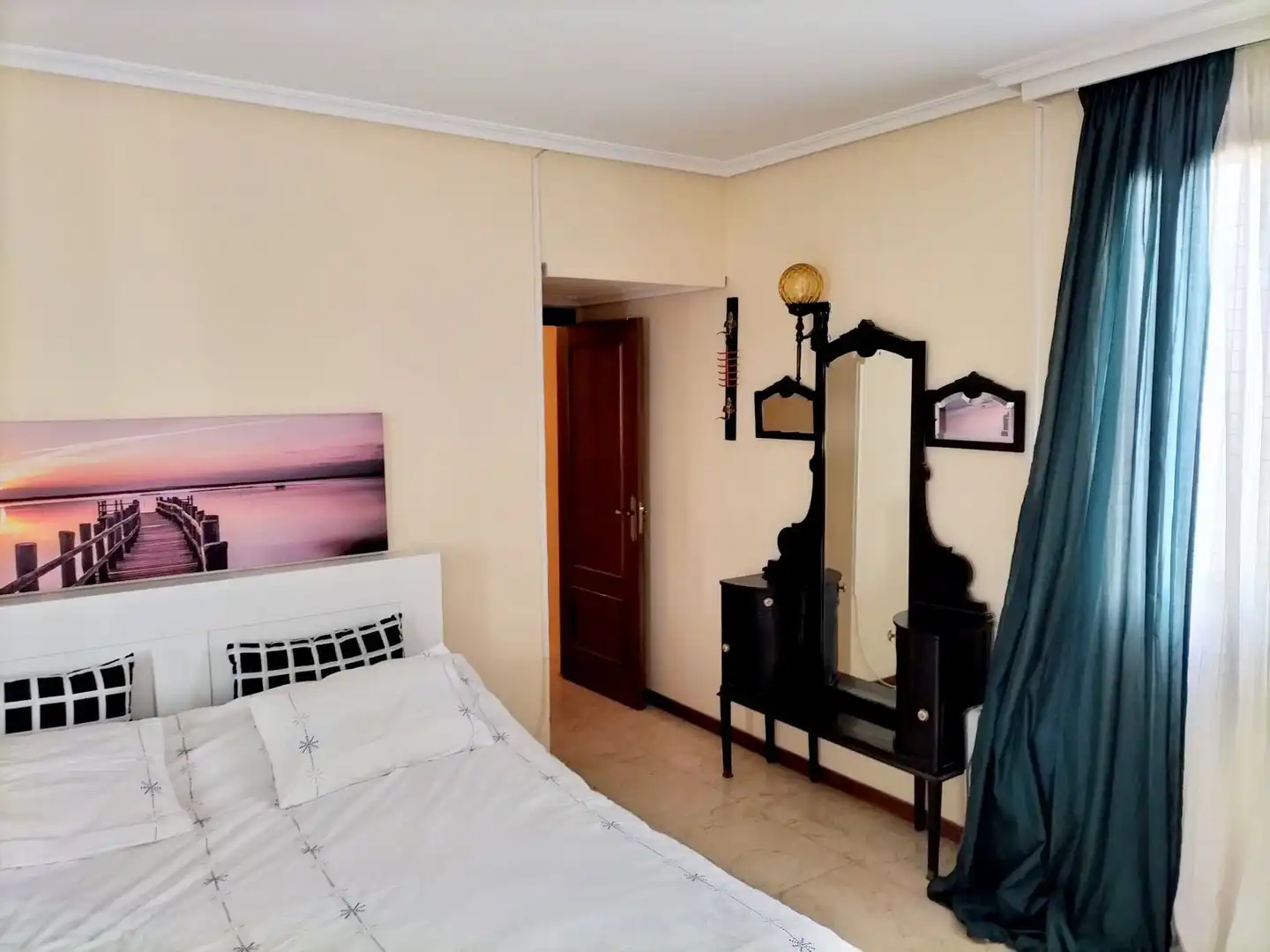 Attic for rent in Goya