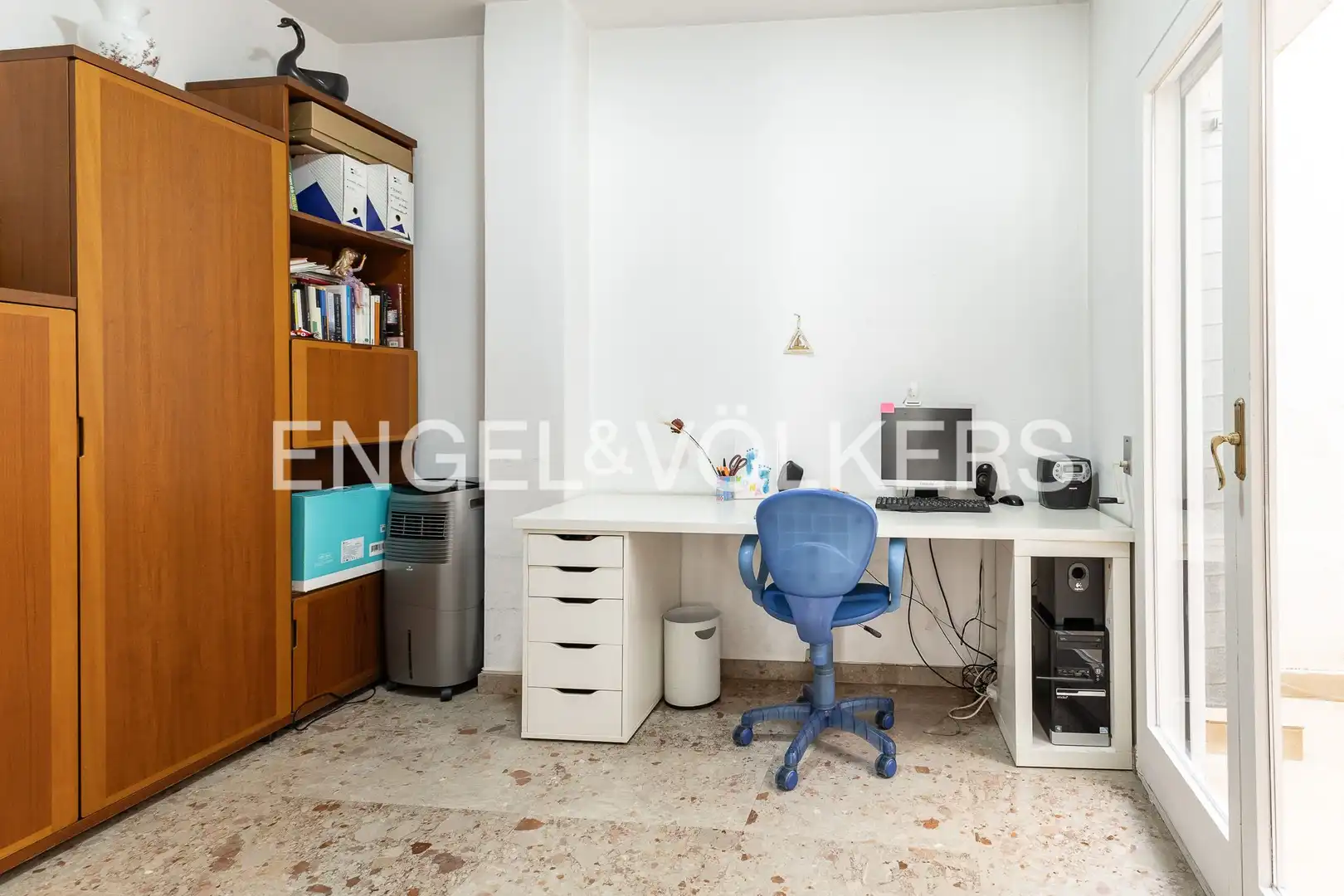 Piso en venta en Terrassa con Aire acondicionado, Calefacción y Terraza