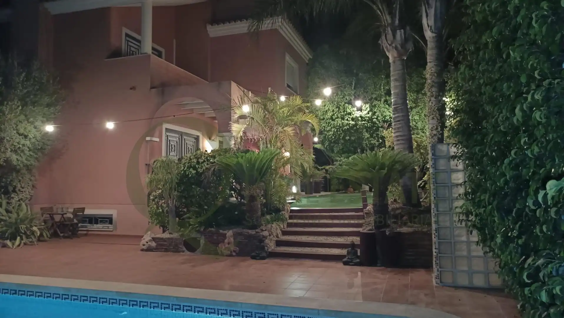 Terrassa de Casa o xalet en venda en Alicante / Alacant amb Calefacció, Jardí privat i Traster