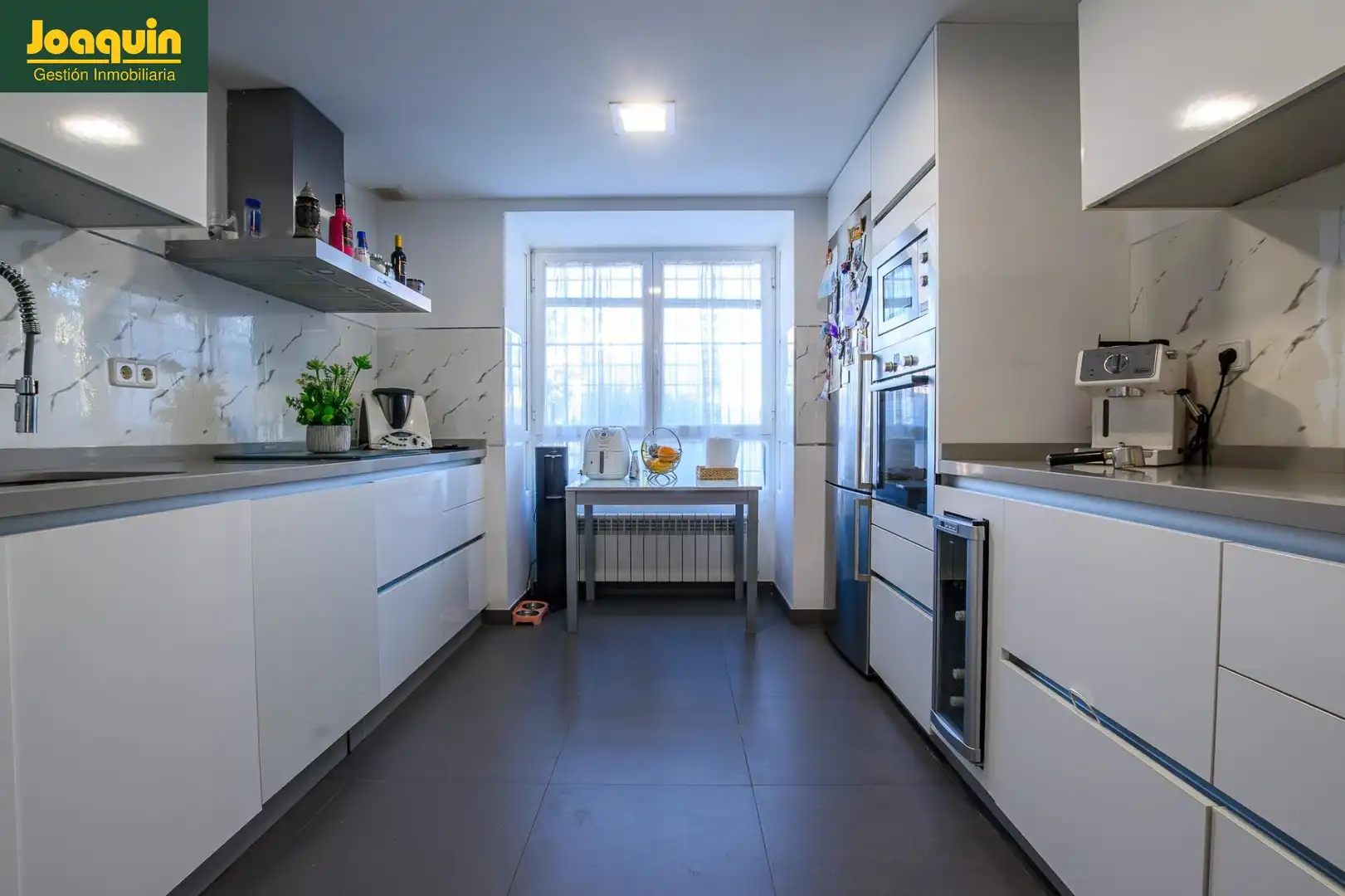 Casa adosada en venda a Paraíso Arenal - La Colina