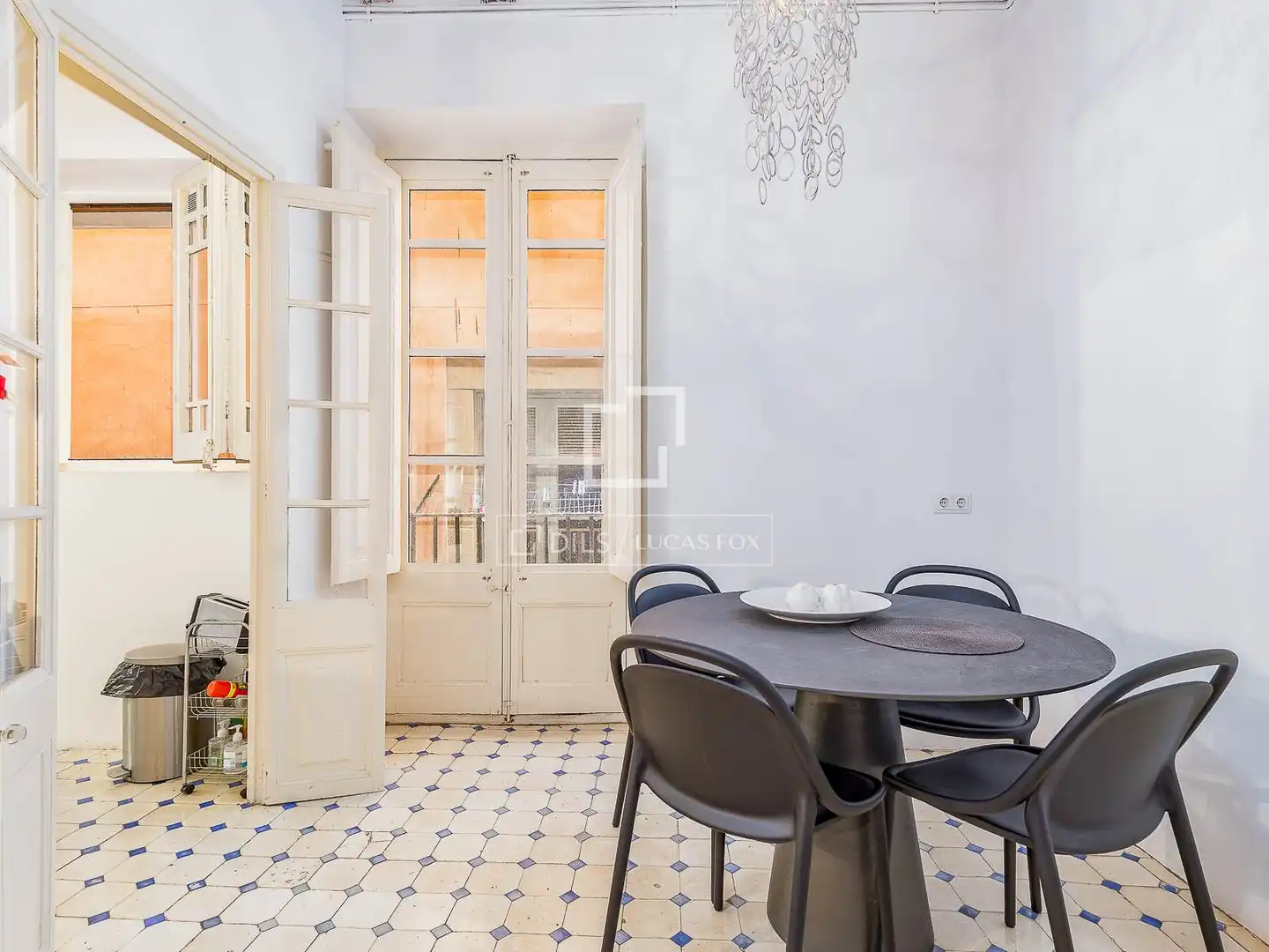 Exterior view of Flat for sale in Barcelona  with Air Conditioner, Terrace and Balcony