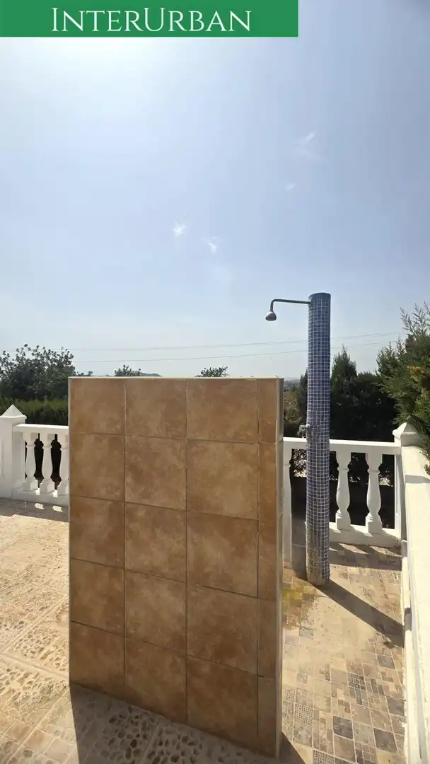 Bany de Casa o xalet en venda en Llíria amb Aire condicionat, Calefacció i Jardí privat
