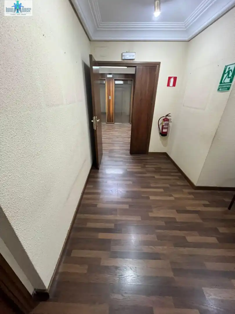 Oficina amb ascensor en venda a Centro, imagen 13