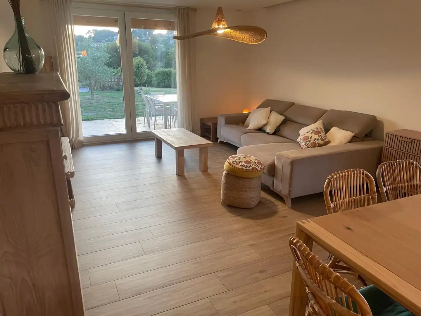 Living room of Houses for sale in Abegondo, A Coruña