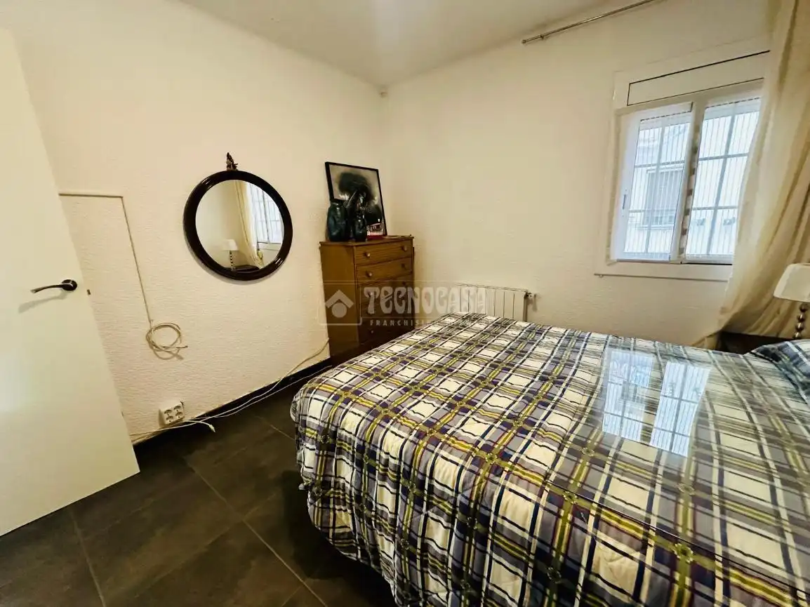 Habitación de Piso en venta en Barcelona con Aire acondicionado, Calefacción y Balcón