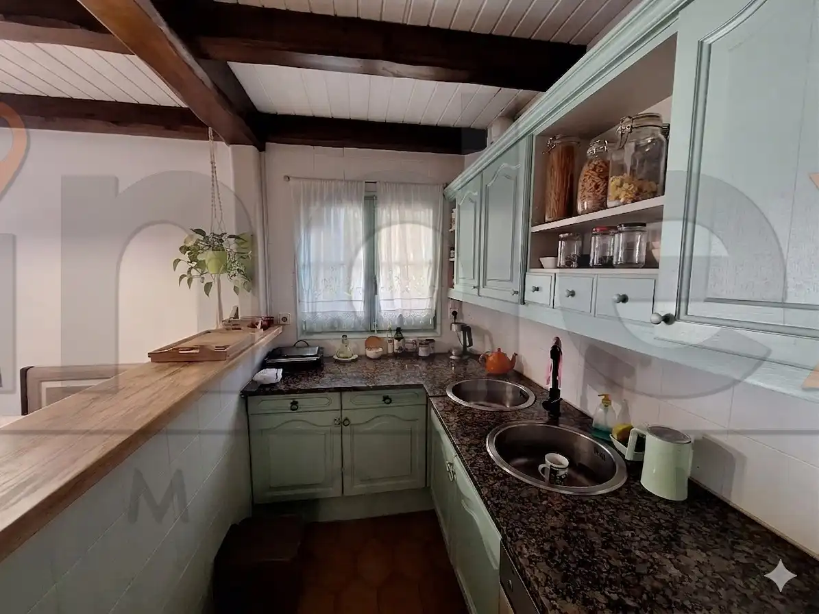 Cocina de Casa o chalet en venta en Arenys de Mar con Calefacción, Jardín privado y Parquet