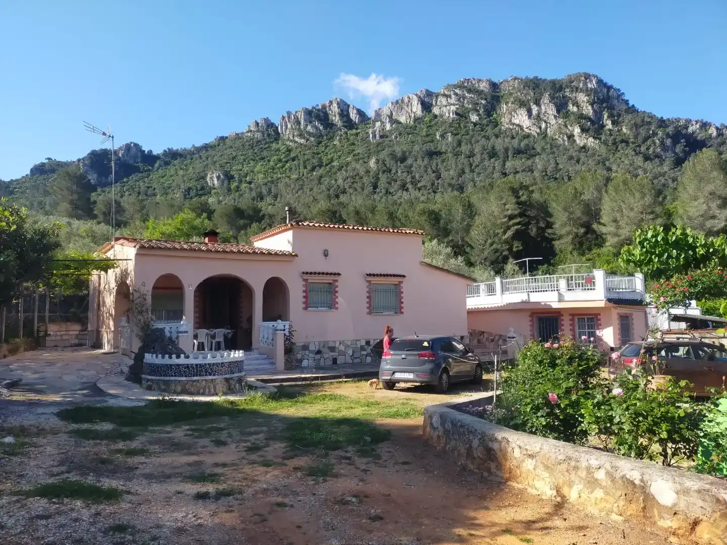 Vista exterior de Finca rústica en venda en Simat de la Valldigna amb Aire condicionat, Piscina i Balcó