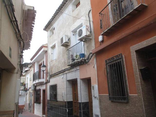 Casa-chalet en Venta en Calle  San Bartolomé en Cieza