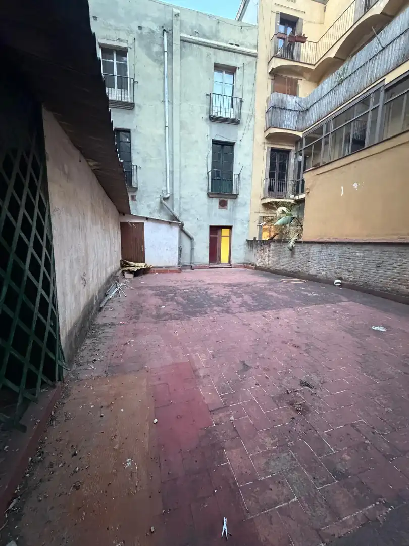 Piso en venta en Barcelona con Terraza