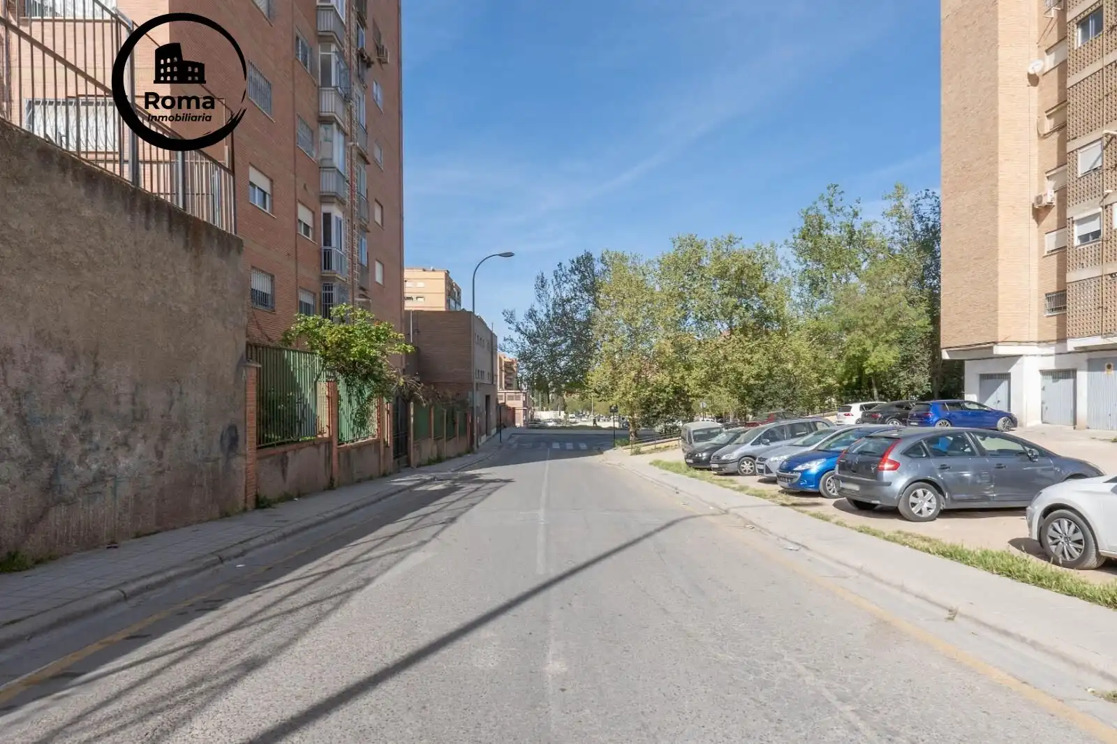 Exterior view of Flat for sale in Granada  with Air Conditioner, Heating and Terrace