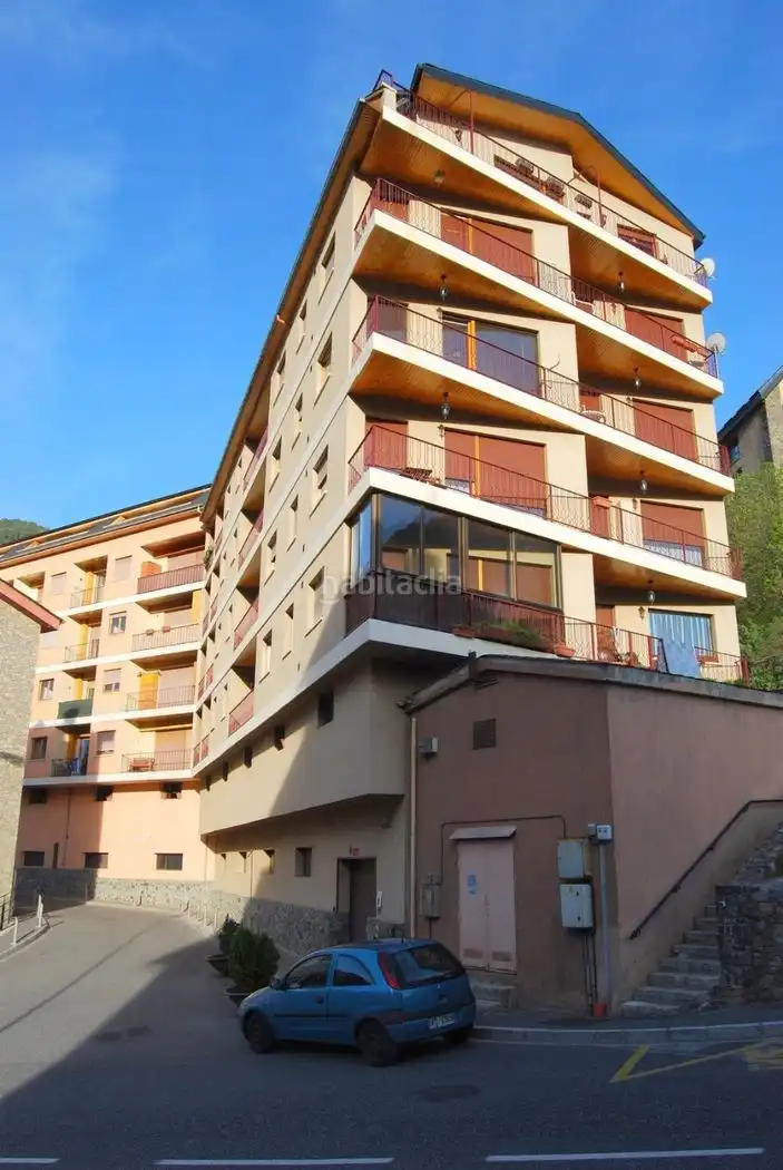 Piso con ascensor en venta en Carrer dels Ajustants 4, imagen 2