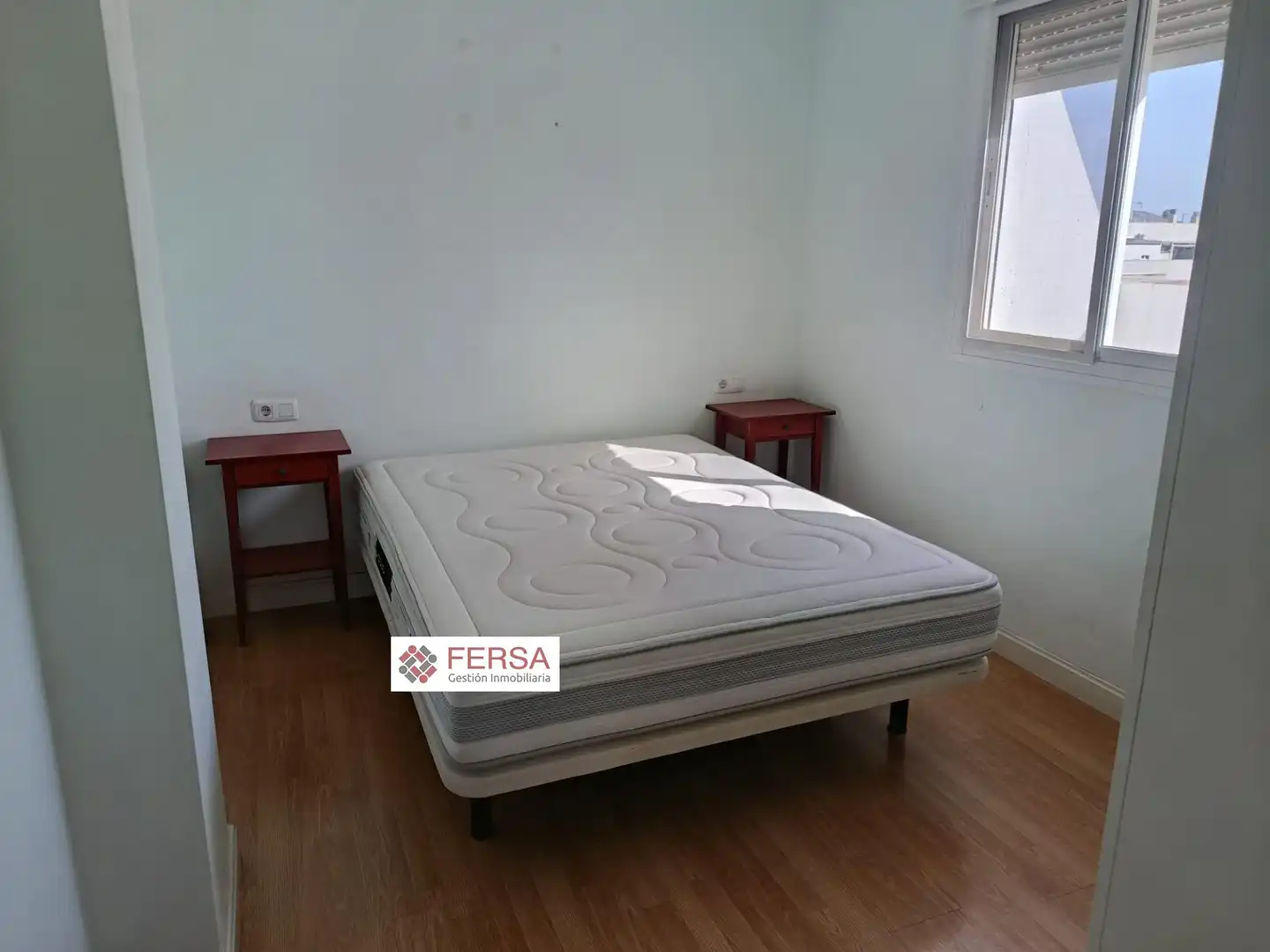 Habitación de Ático de alquiler en El Puerto de Santa María con Aire acondicionado, Terraza y Amueblado