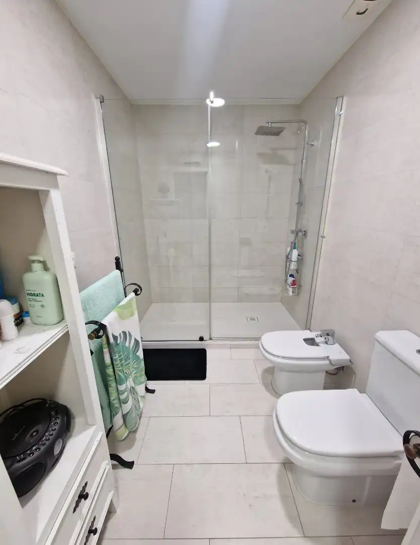 Bathroom of Flat for sale in Fernán-Núñez, Córdoba