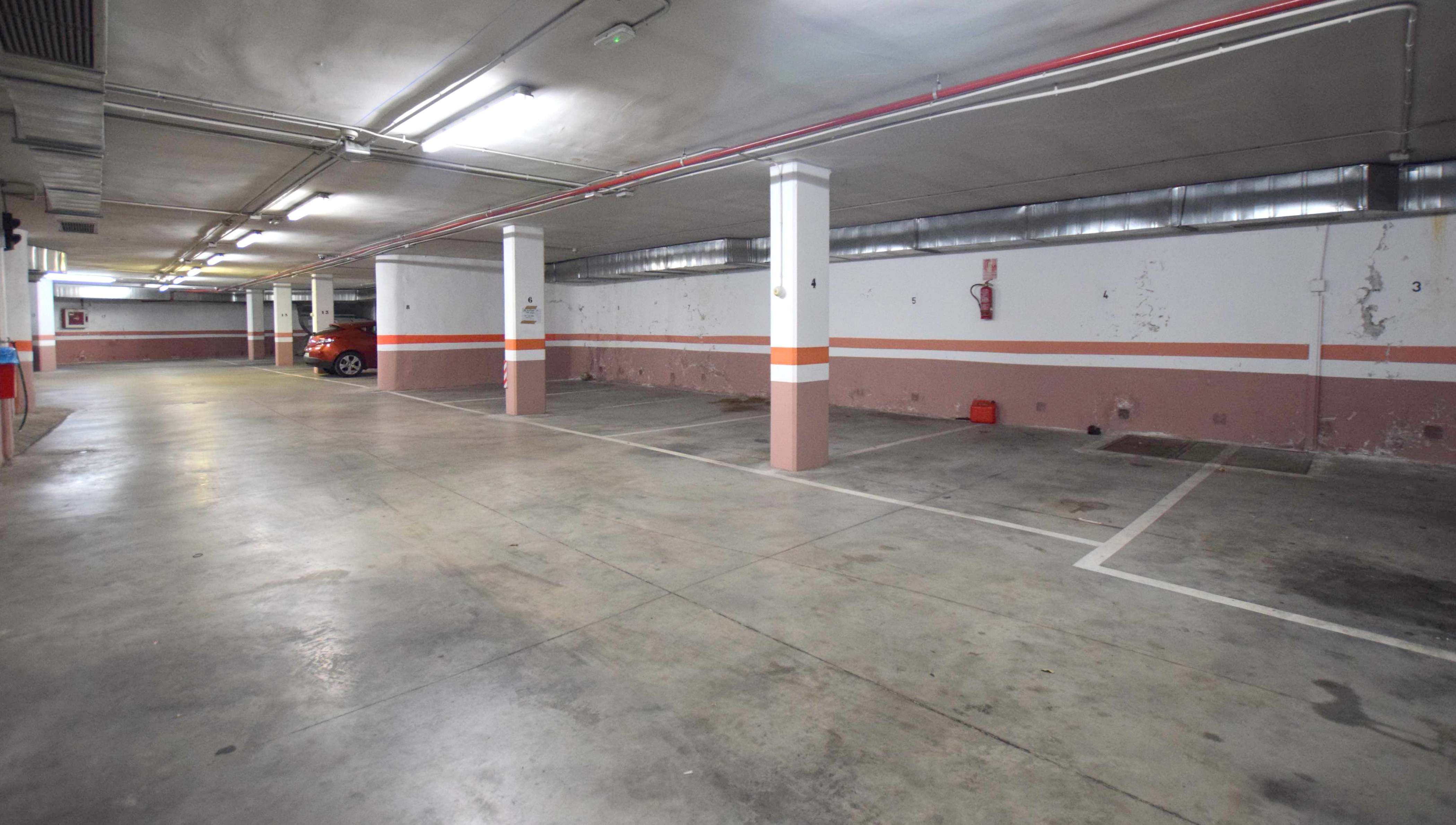 Garaje de alquiler en Calle Murcia, Estación