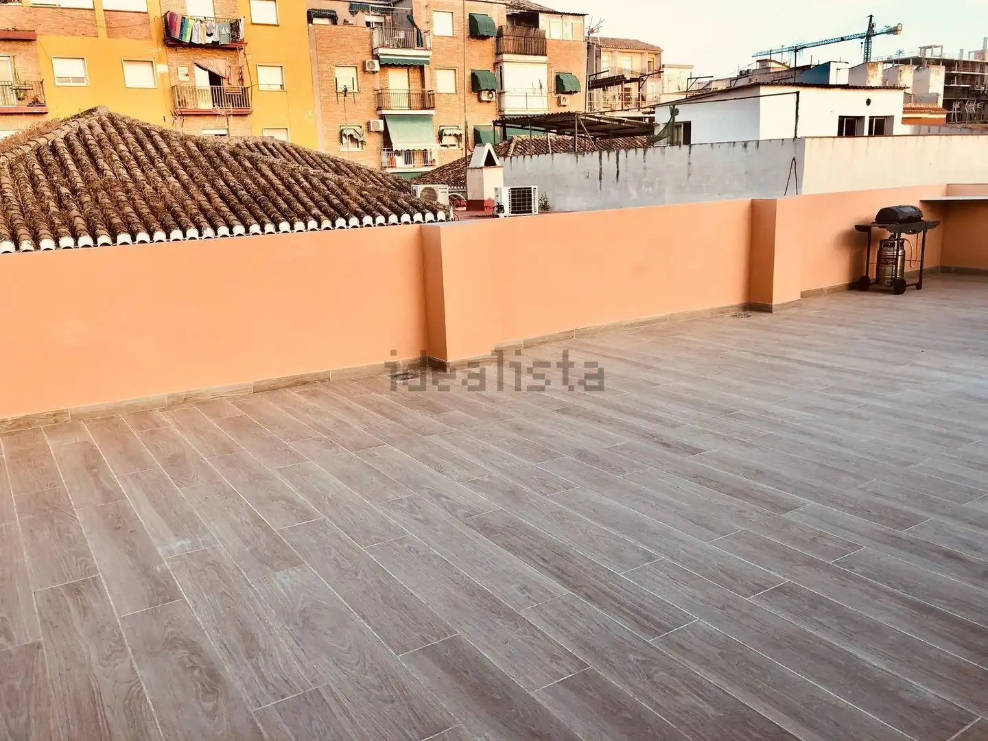 Ático de alquiler en Calle Calle Xauen, Barrio de Zaidín