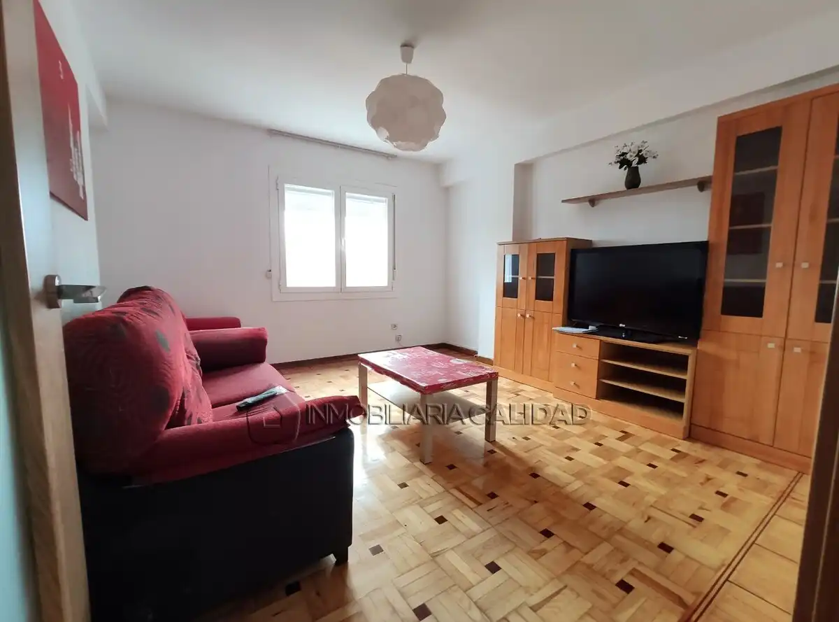 Living room of Flat for rent in Burgos  with Heating, Terrace and Storage room