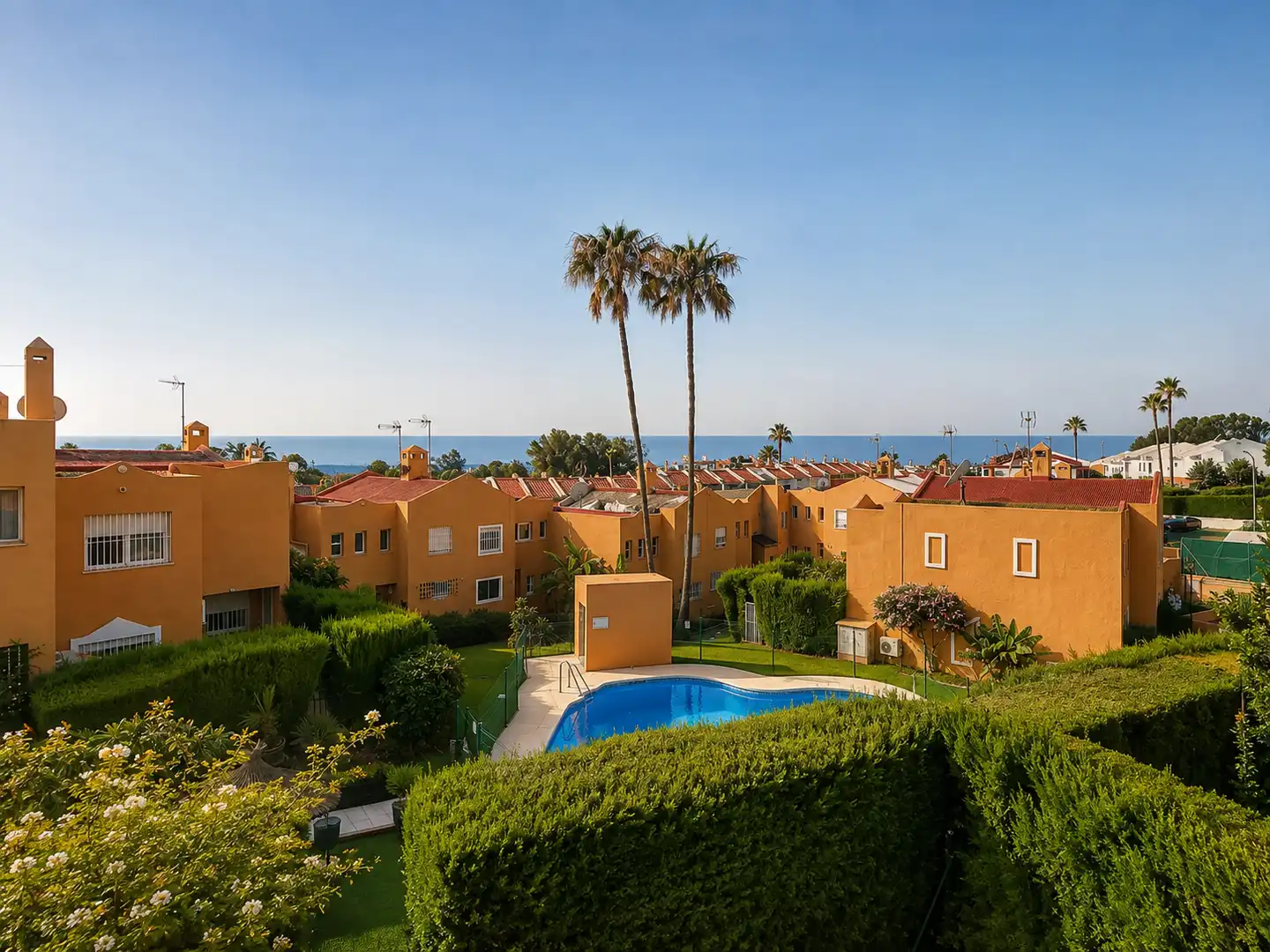Jardín de Casa adosada en venta en Estepona con Jardín privado, Terraza y Piscina
