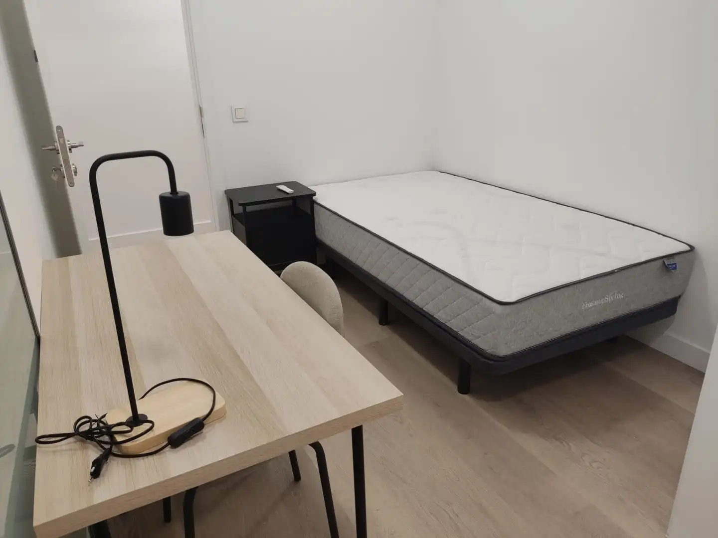 Bedroom of Flat for share in Madrid  with Heating, Furnished and Oven