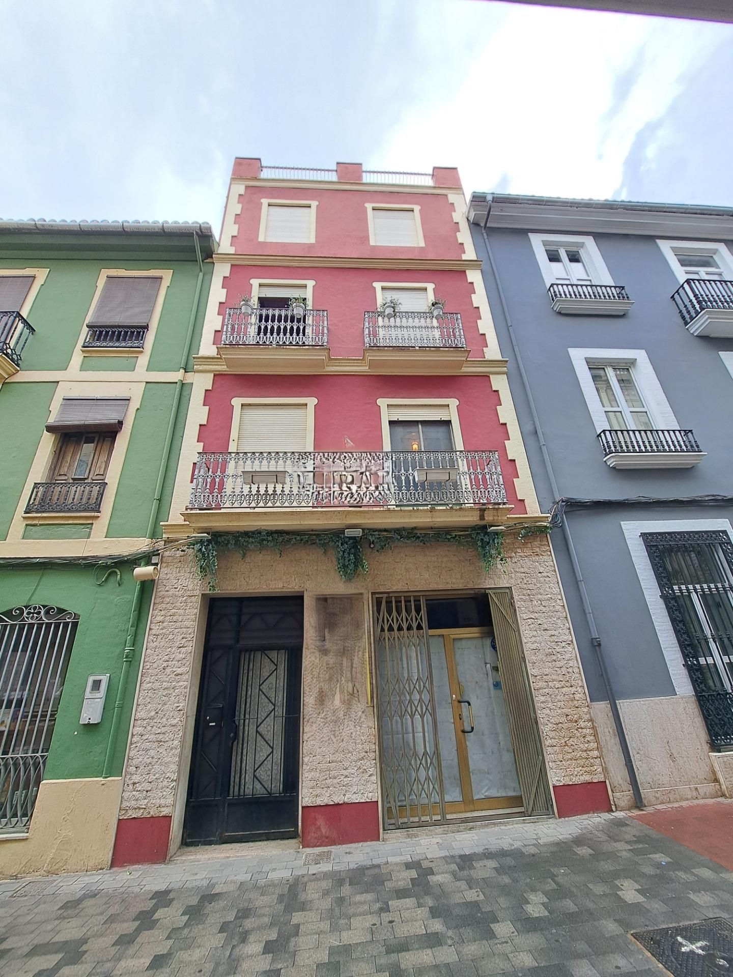 Vista exterior de Casa o xalet en venda en Alzira amb Terrassa