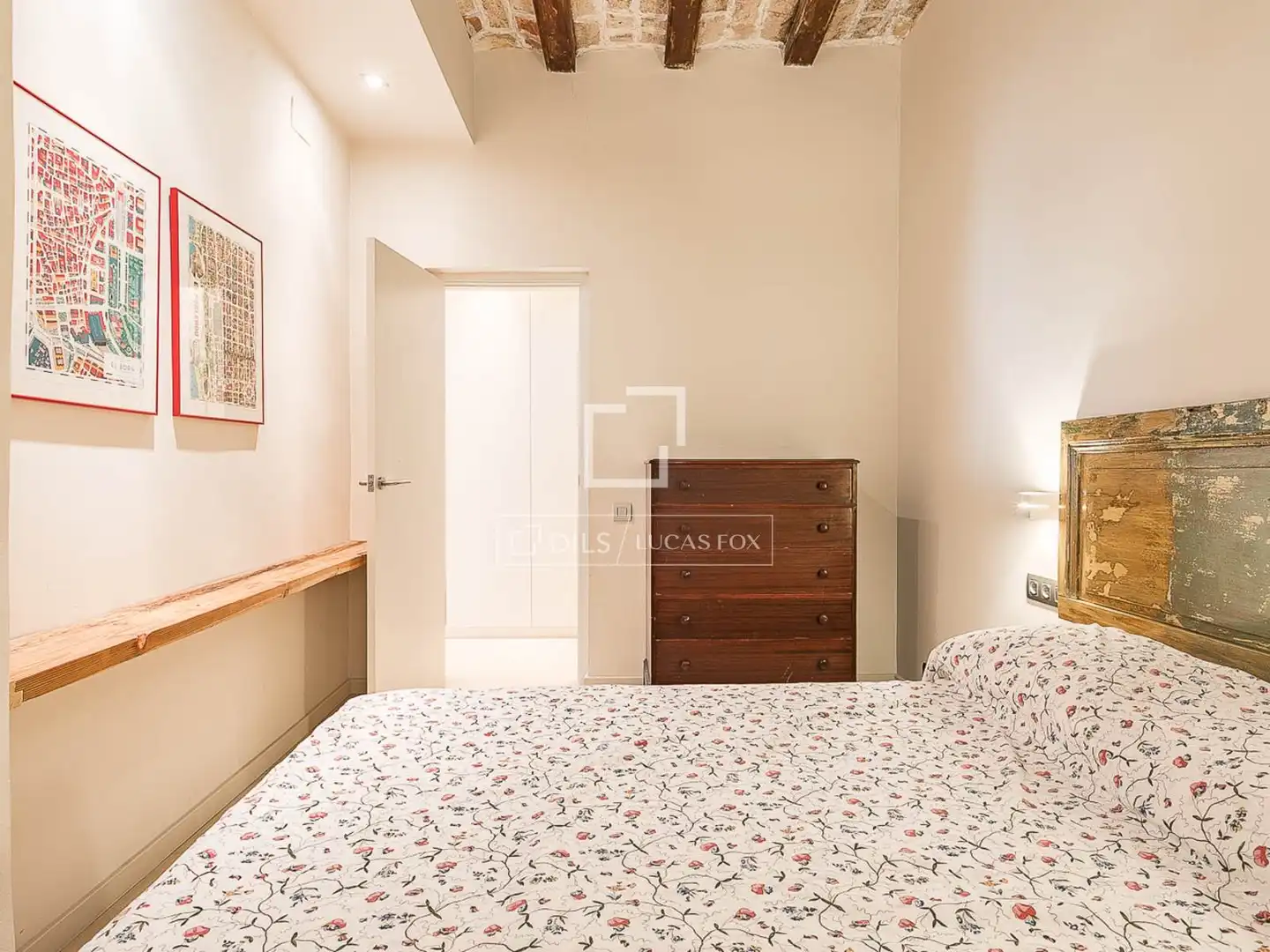 Schlafzimmer von Wohnung zum Verkauf in Barcelona mit Klimaanlage, Heizung und Möbliert