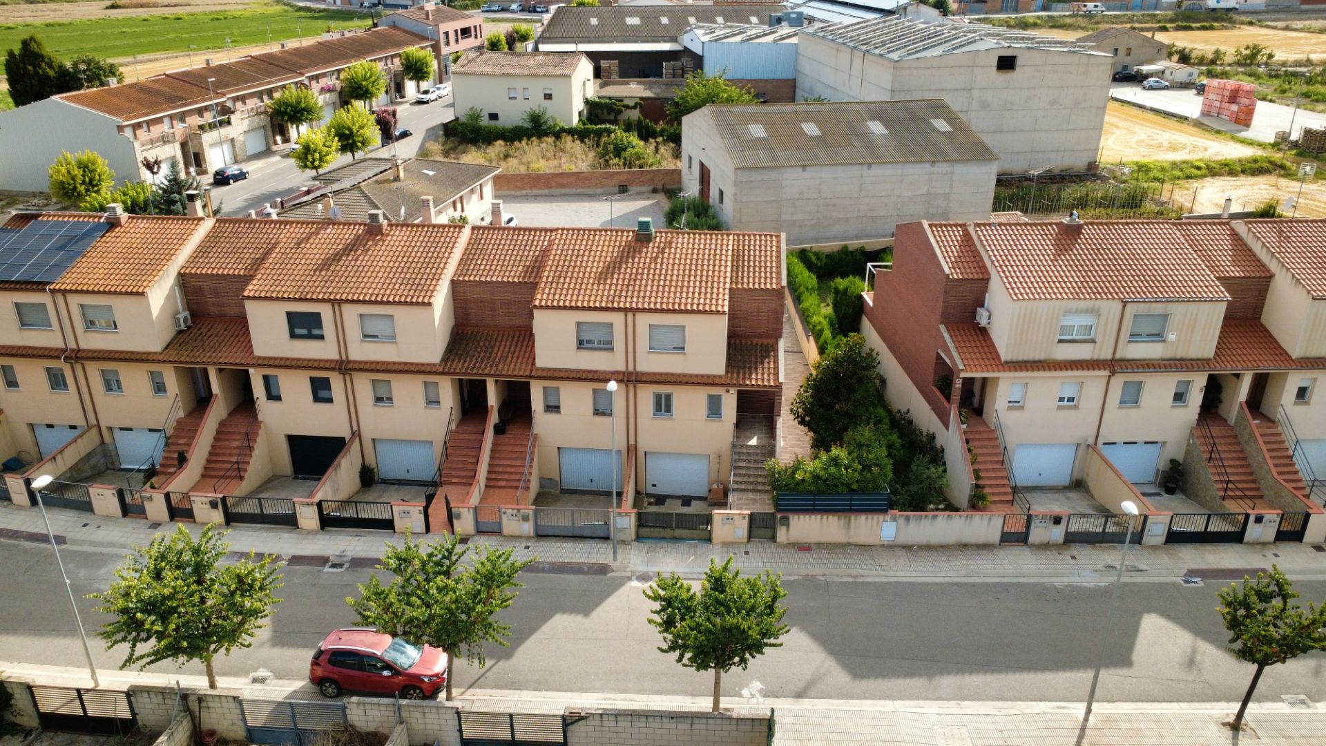 Vista exterior de Casa adosada en venta en Golmés con Aire acondicionado, Calefacción y Jardín privado