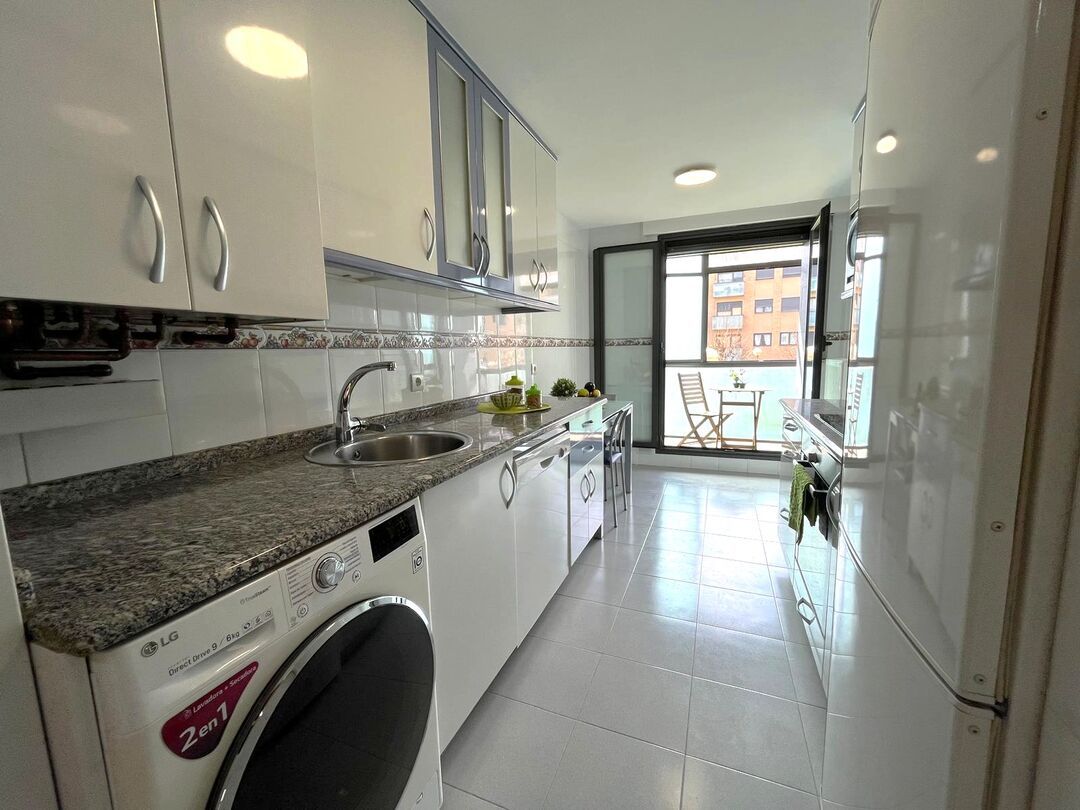 Kitchen of Flat for sale in  Pamplona / Iruña  with Heating, Private garden and Storage room