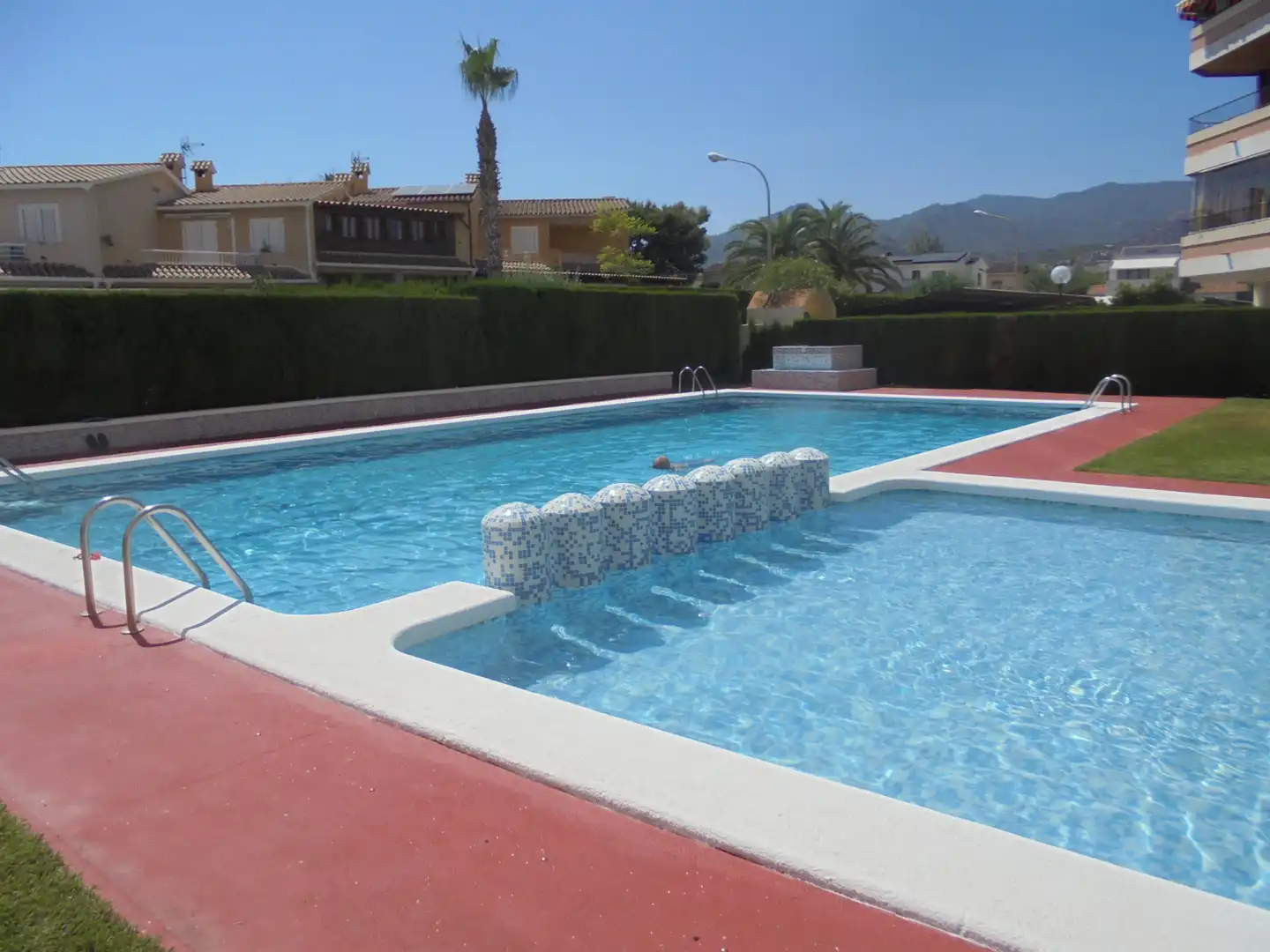 Piscina de Apartamento en venta en Benicasim / Benicàssim con Aire acondicionado, Terraza y Amueblado